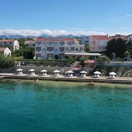 Augustino 3* Miletići