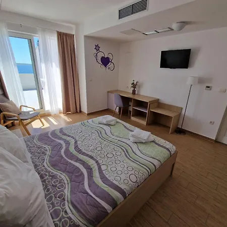 Augustino Hotel Miletici