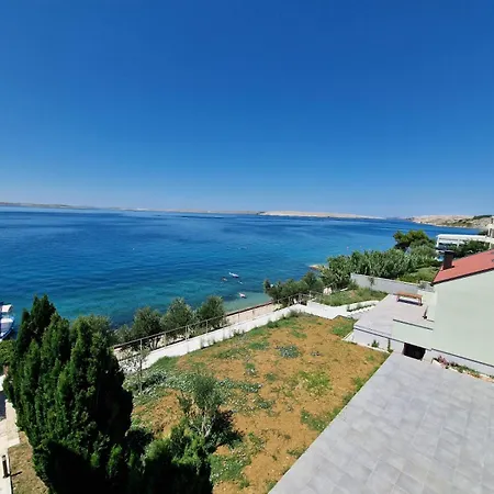 Augustino Hotel 3*