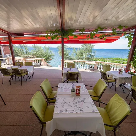 Augustino Hotel Miletici