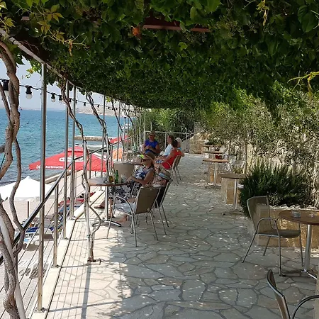 Augustino 3* Miletići