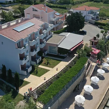 Augustino Hotel Miletici