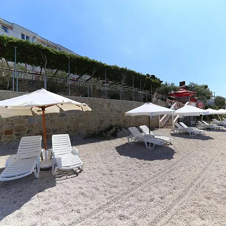 Augustino Hotel Miletici