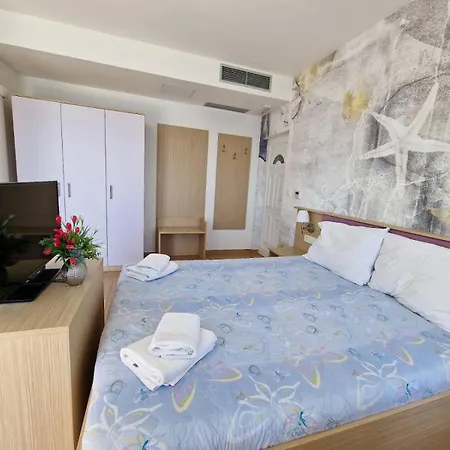 Augustino Hotel 3*