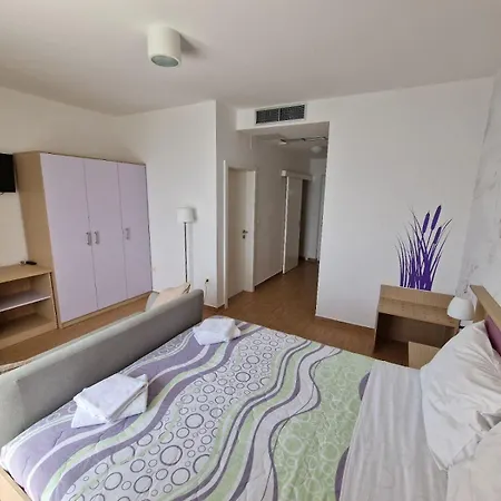 Augustino Hotel