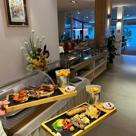 Hotel Augustino 3*