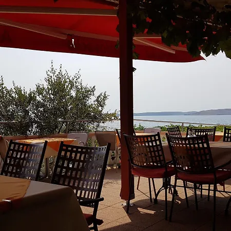 Augustino 3* Miletici