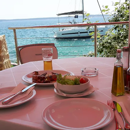 Augustino Hotel Miletici