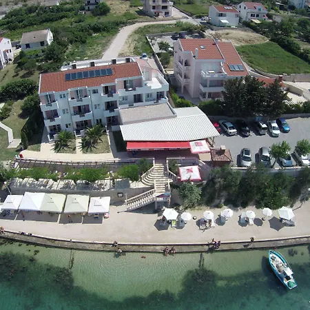 Augustino Hotel Miletici