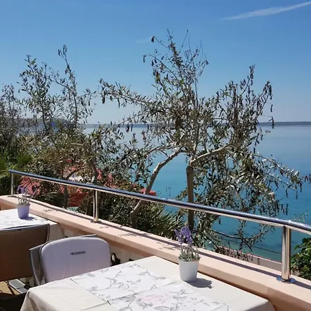 Augustino Hotel 3*